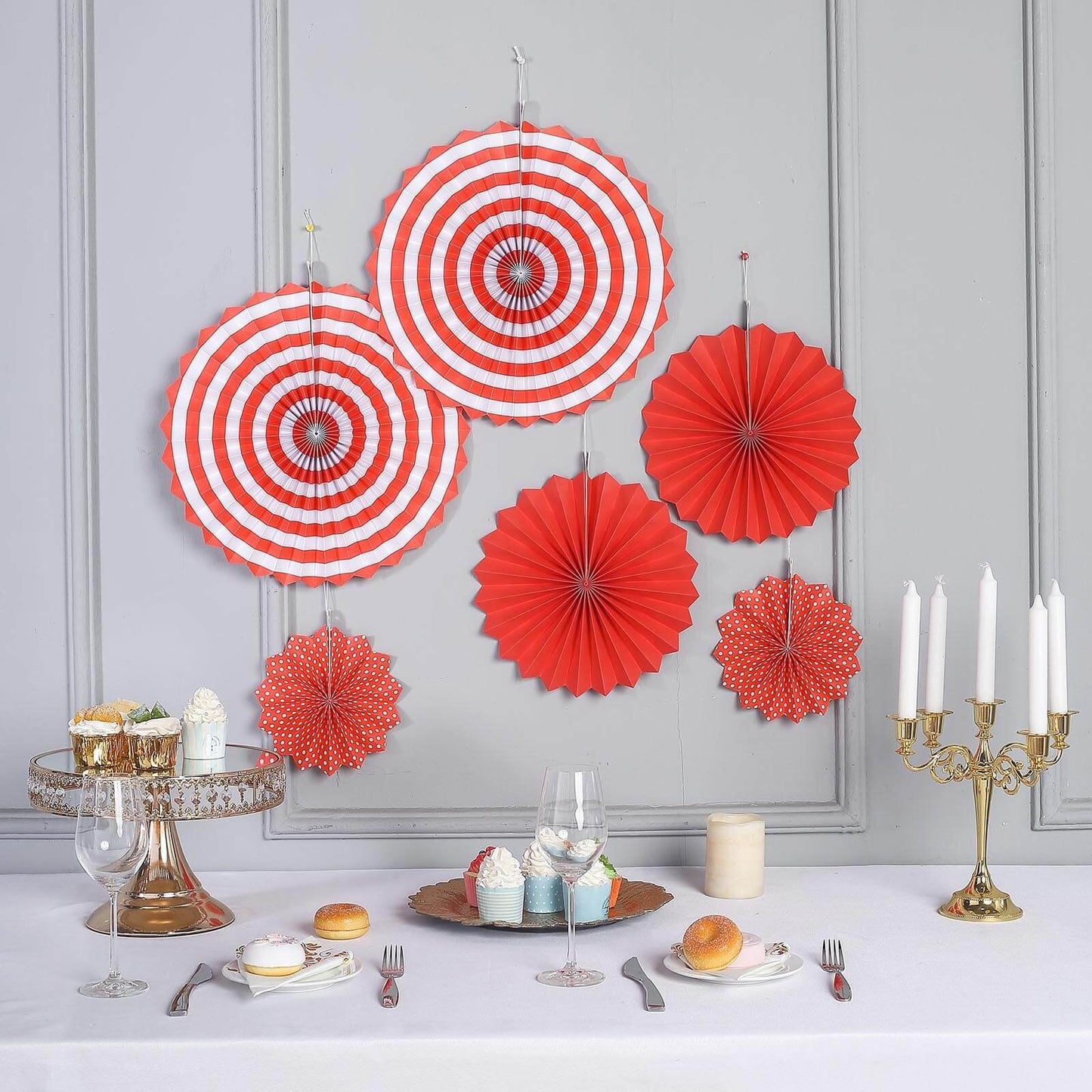 Round shaped paper decoration