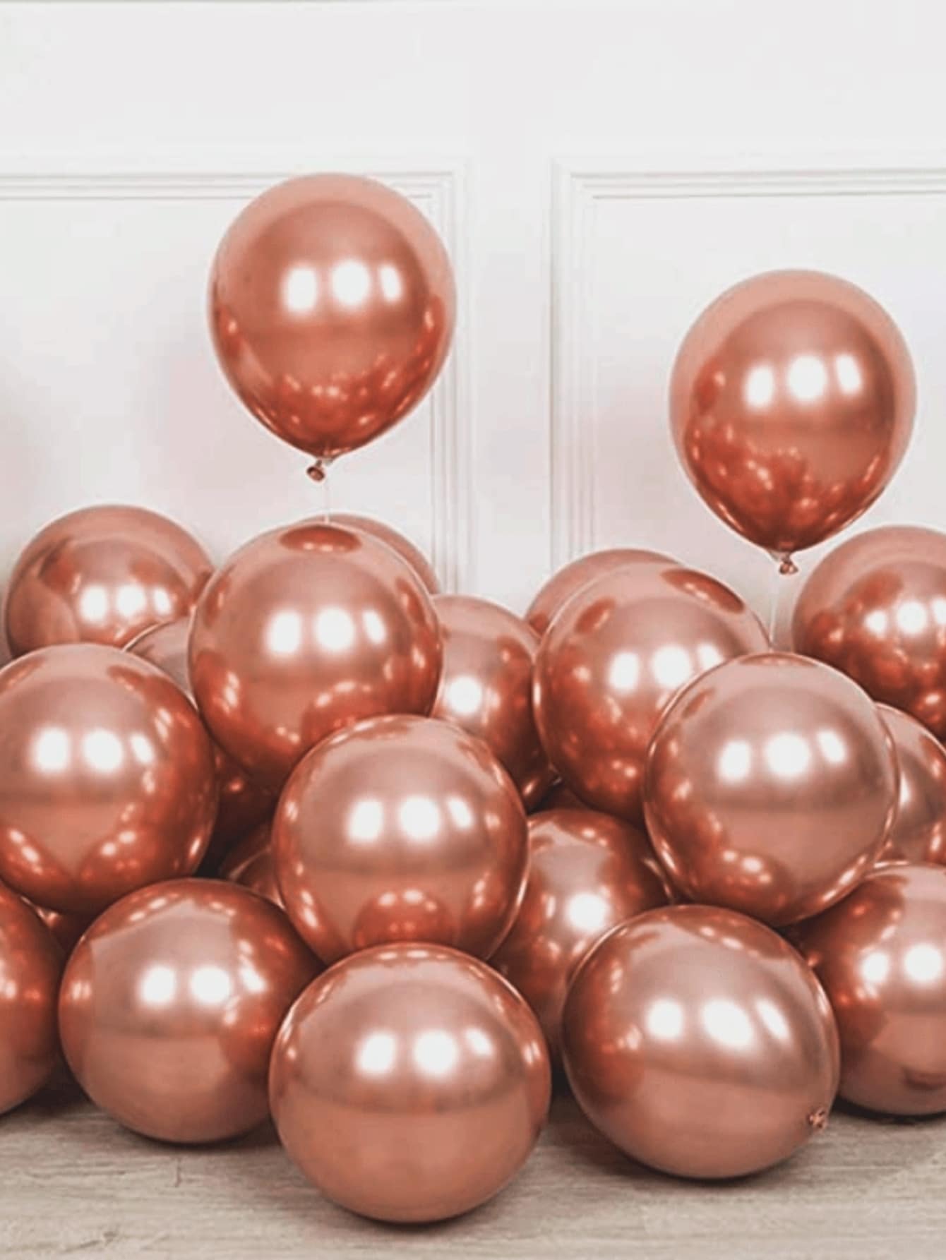 Rose gold chrome latex balloon